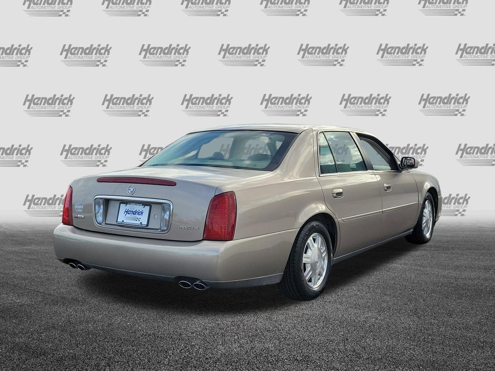 2004 CADILLAC DEVILLE photo 6