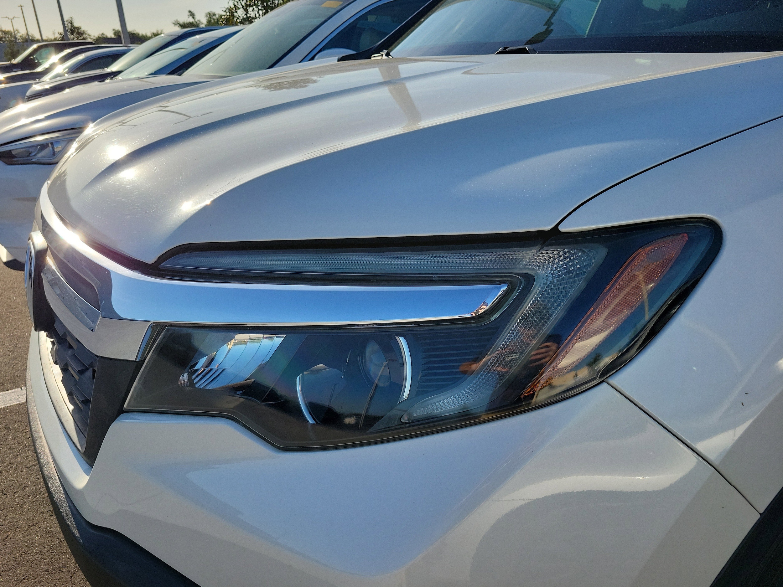 2017 Honda Ridgeline RTL-T FWD photo 5