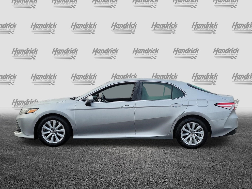 Used 2018 Toyota Camry LE Sedan