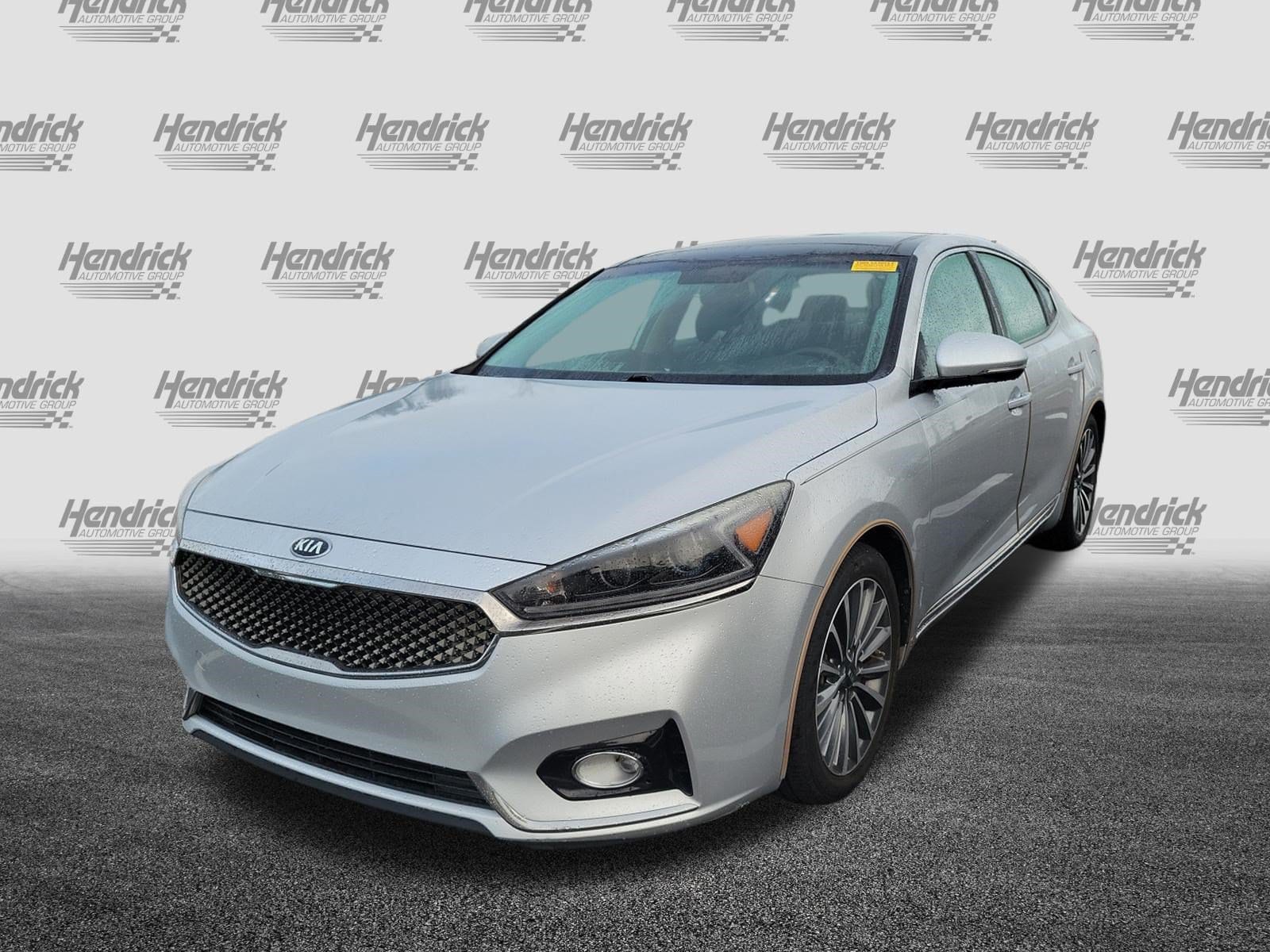 2017 Kia Cadenza Premium