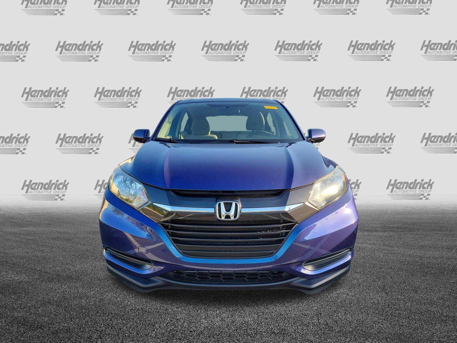 2017 Honda HR-V LX 2WD photo 3