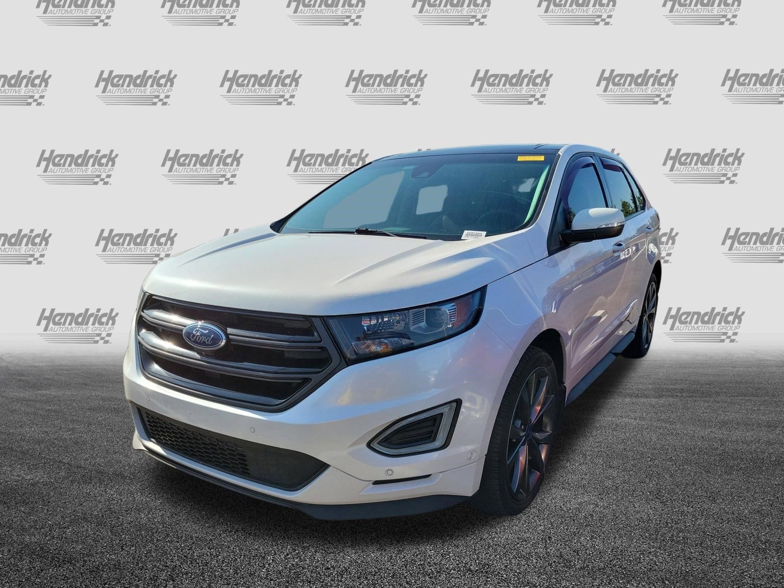 2018 Ford Edge Sport photo 4