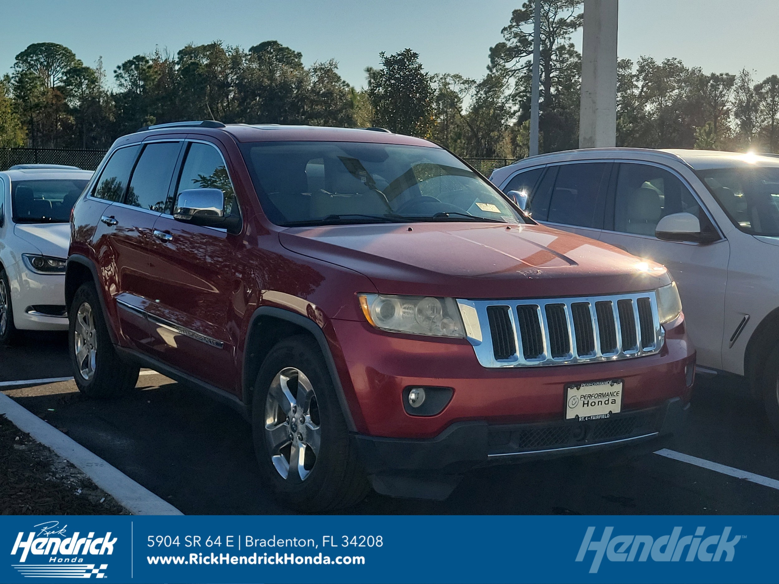 2011 Jeep Grand Cherokee Limited's photo