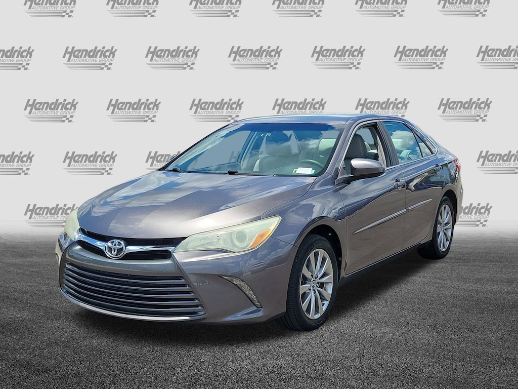 Used 2016 Toyota Camry XLE Sedan