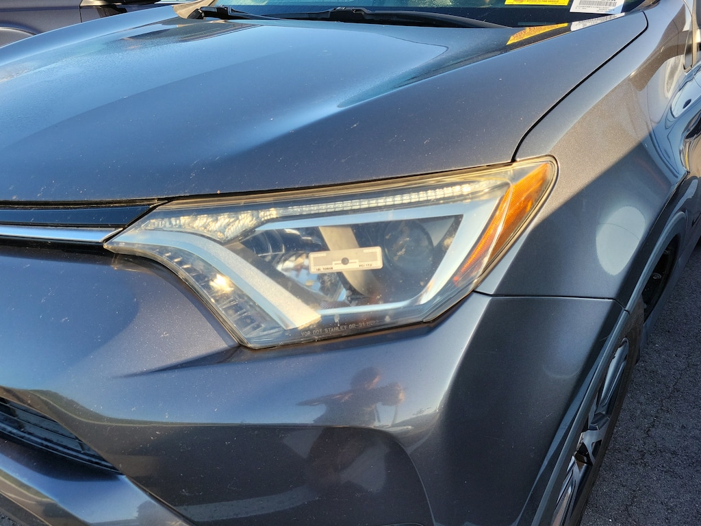Used 2018 Toyota RAV4 XLE SUV