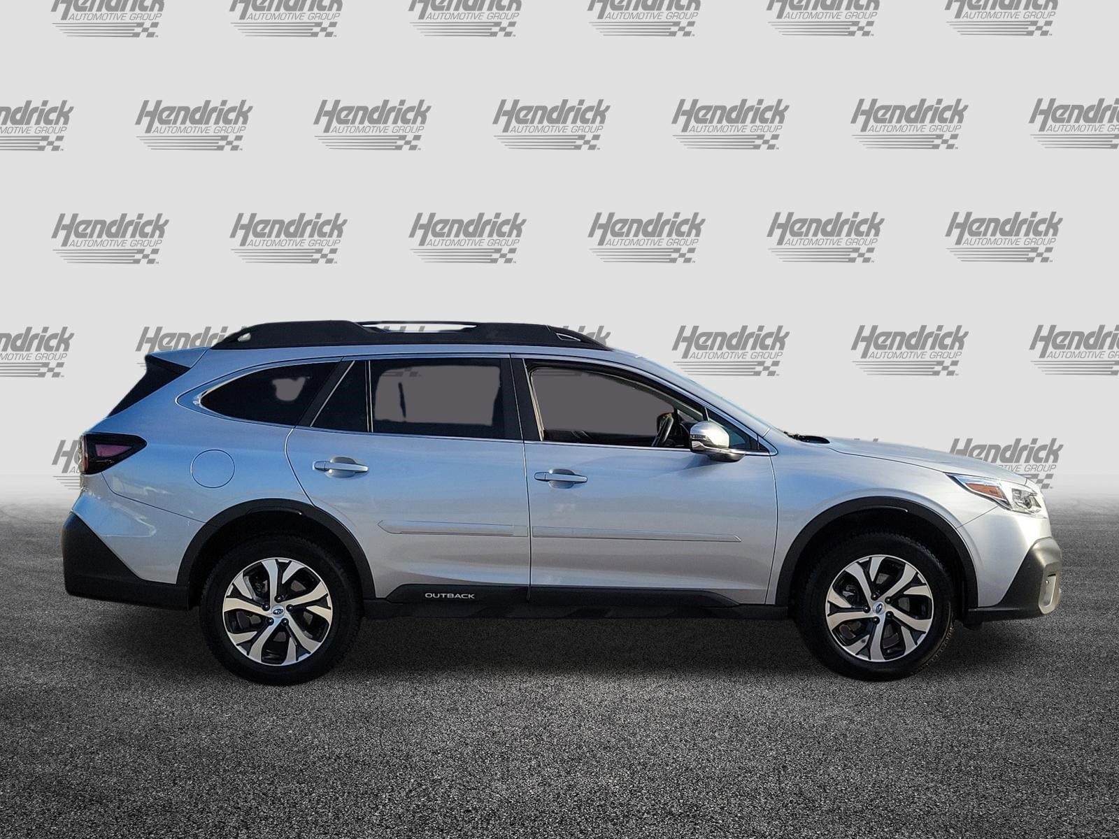 2020 Subaru Outback Limited photo 3