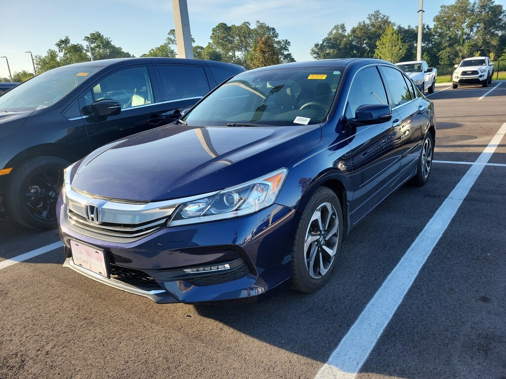 Used 2016 Honda Accord EX-L w/Navi & Honda Sensing Sedan