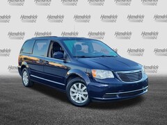 2016 Chrysler Town & Country LX Mini-van, Passenger