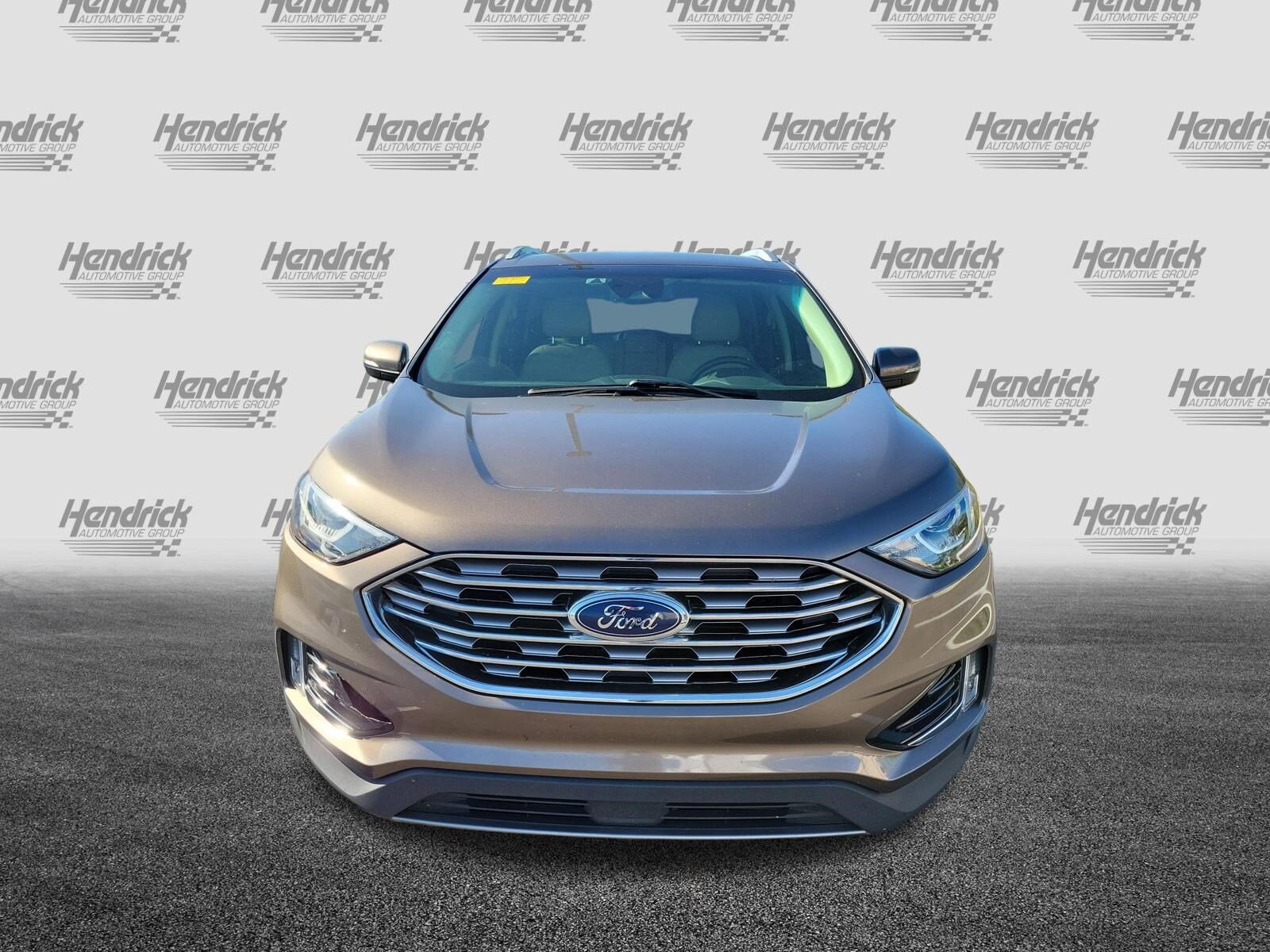 2019 Ford Edge SEL photo 3