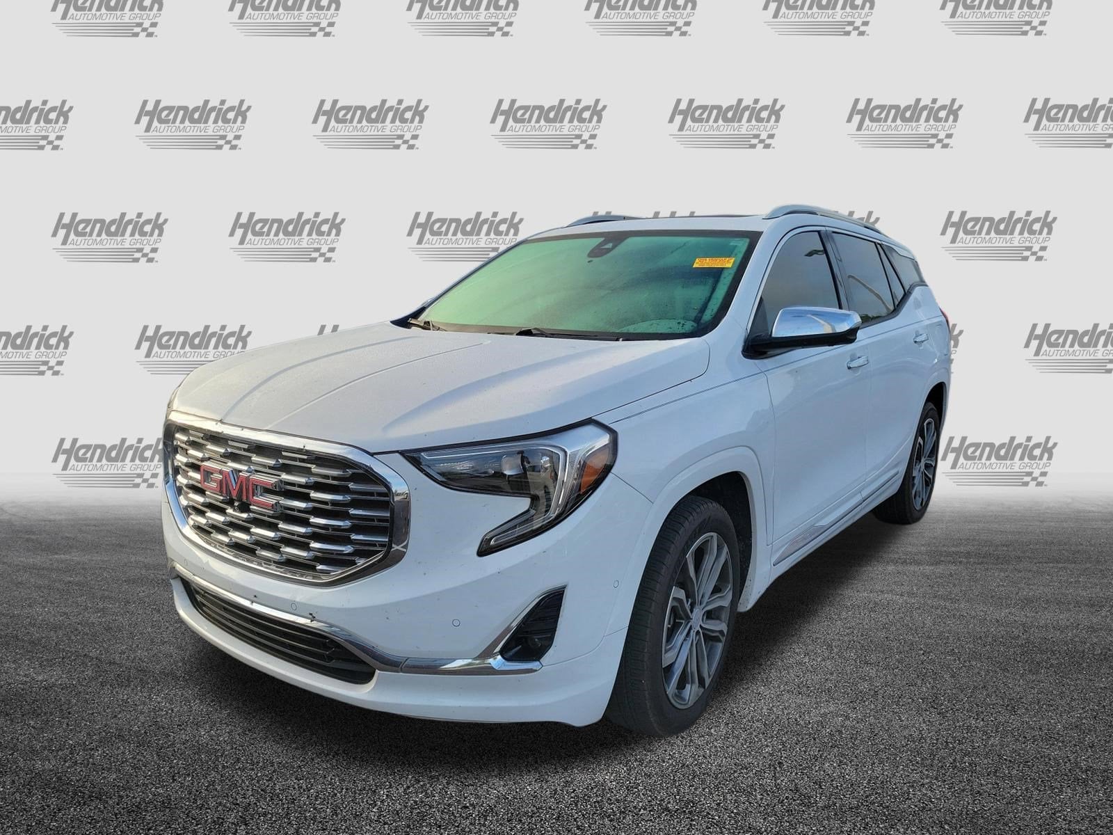2020 GMC Terrain Denali photo 4