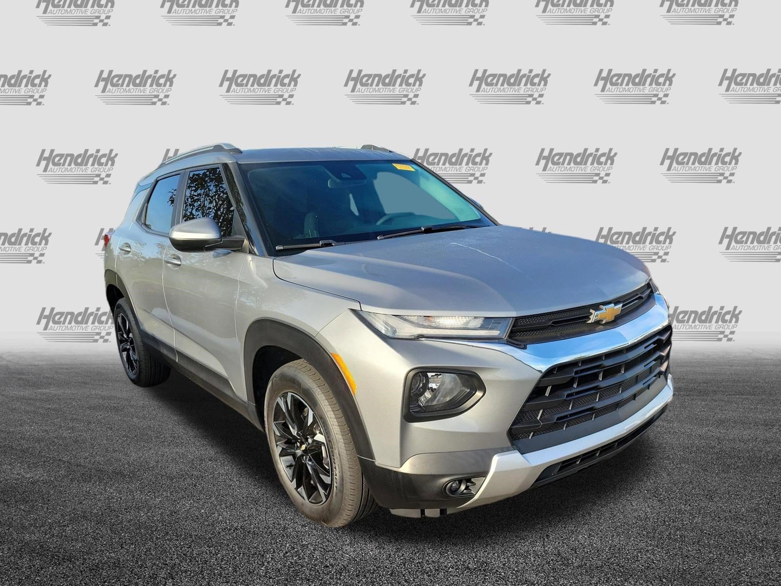 2023 Chevrolet Trailblazer LT photo 2
