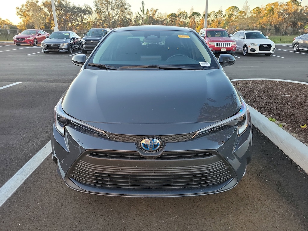 Used 2025 Toyota Corolla Hybrid LE 4dr Car