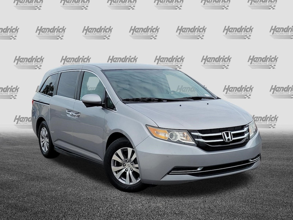 Used 2017 Honda Odyssey SE Van