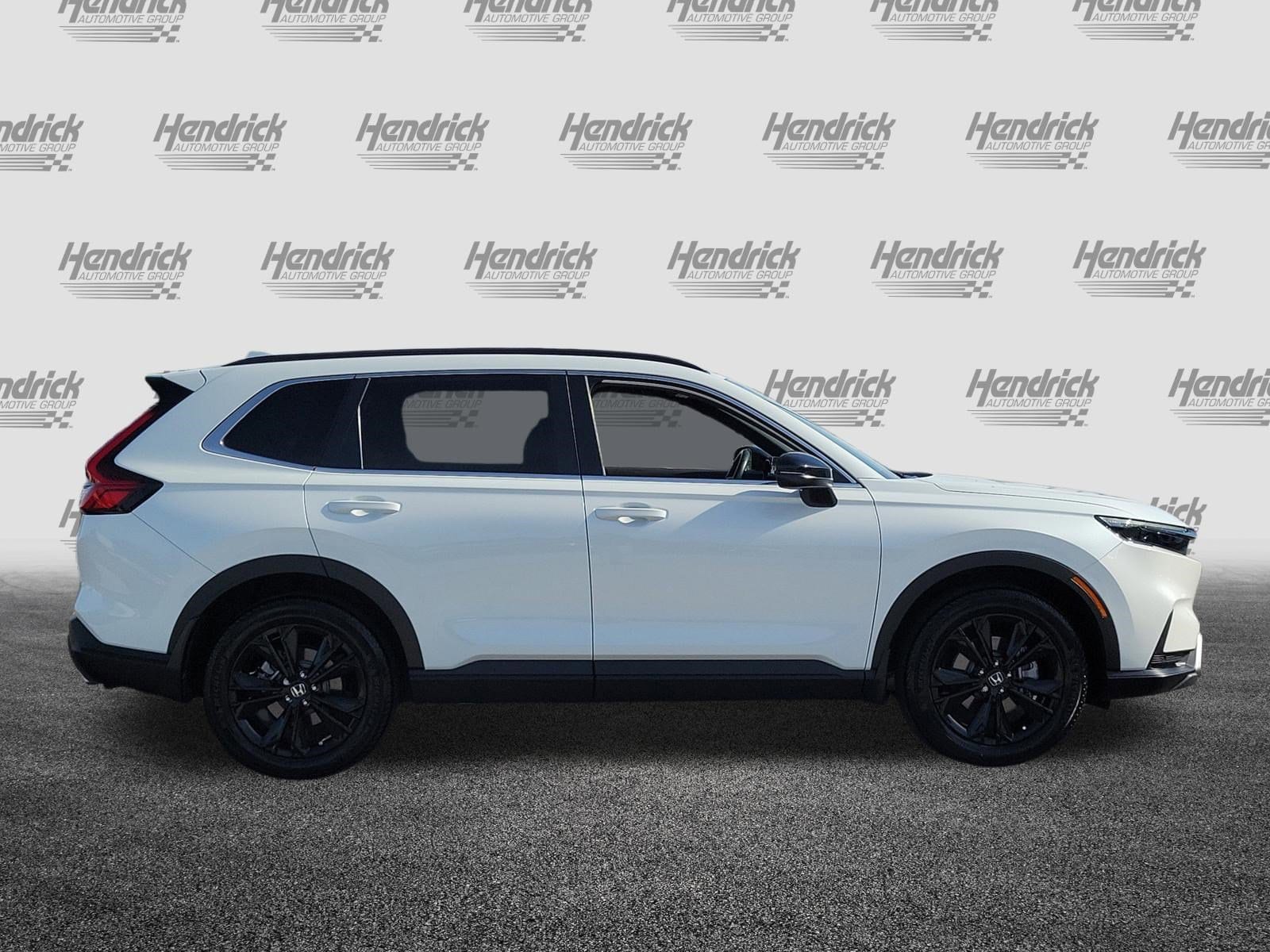 2024 Honda CR-V Hybrid Sport Touring photo 3