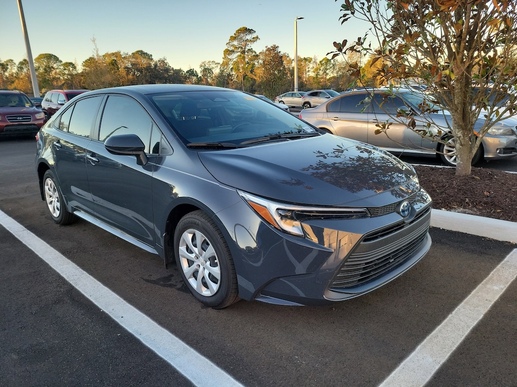 Used 2025 Toyota Corolla Hybrid LE 4dr Car