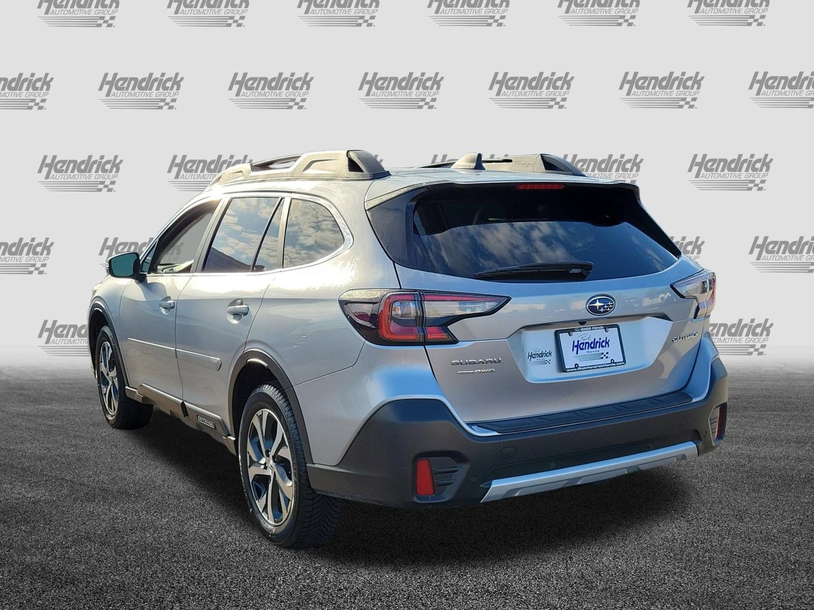 2020 Subaru Outback Limited photo 4