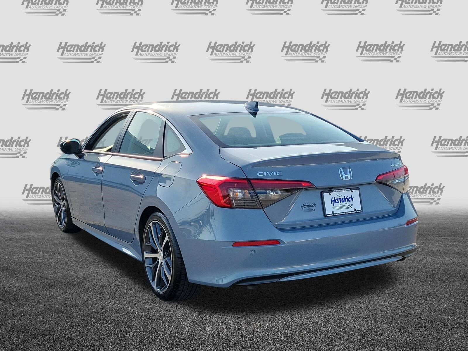 2023 Honda Civic Touring photo 4