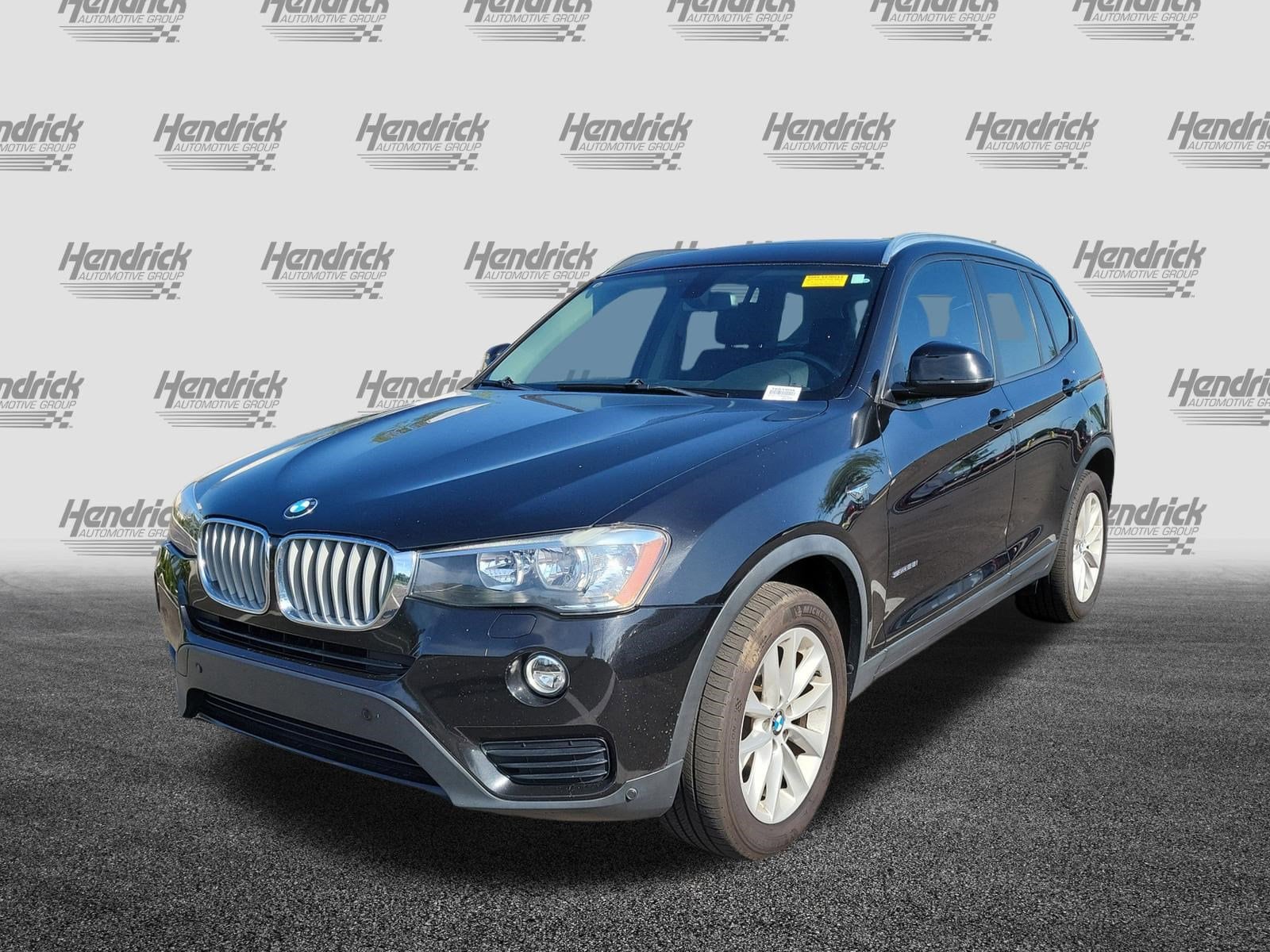 2017 BMW X3 sDrive28i photo 4