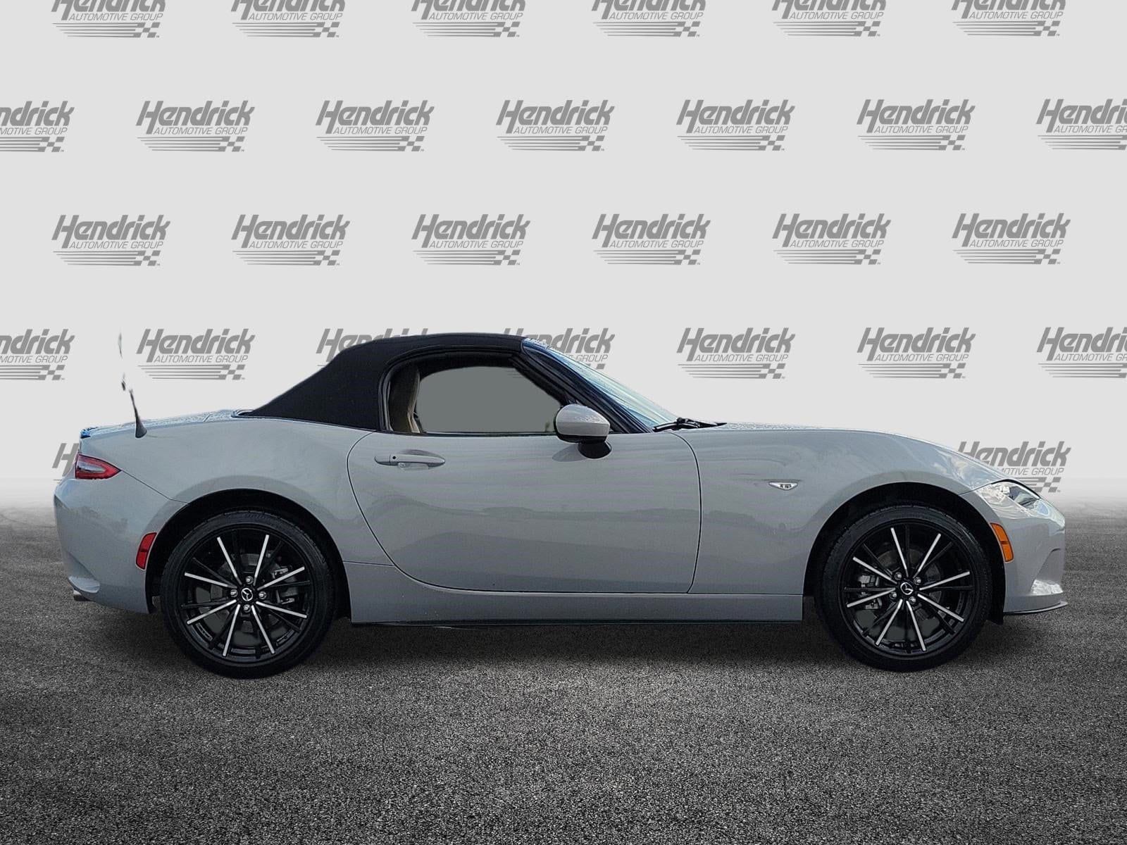 Mazda MX-5 Miata Grand Touring