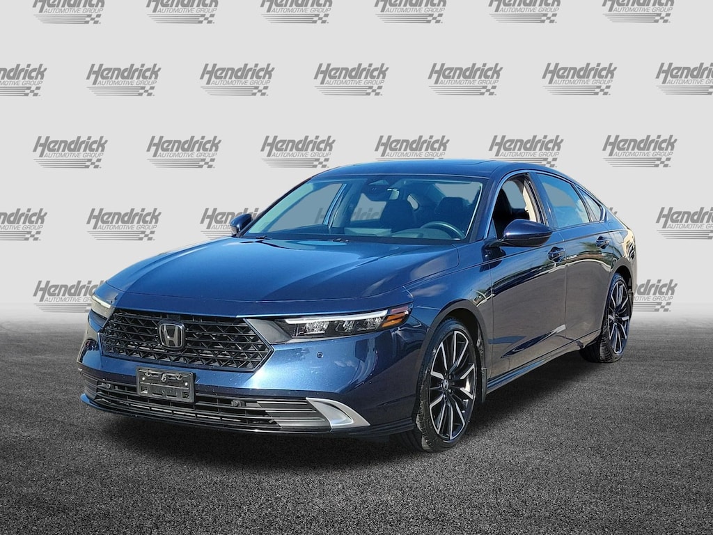 Used 2023 Honda Accord Hybrid Touring w/BSI Sedan