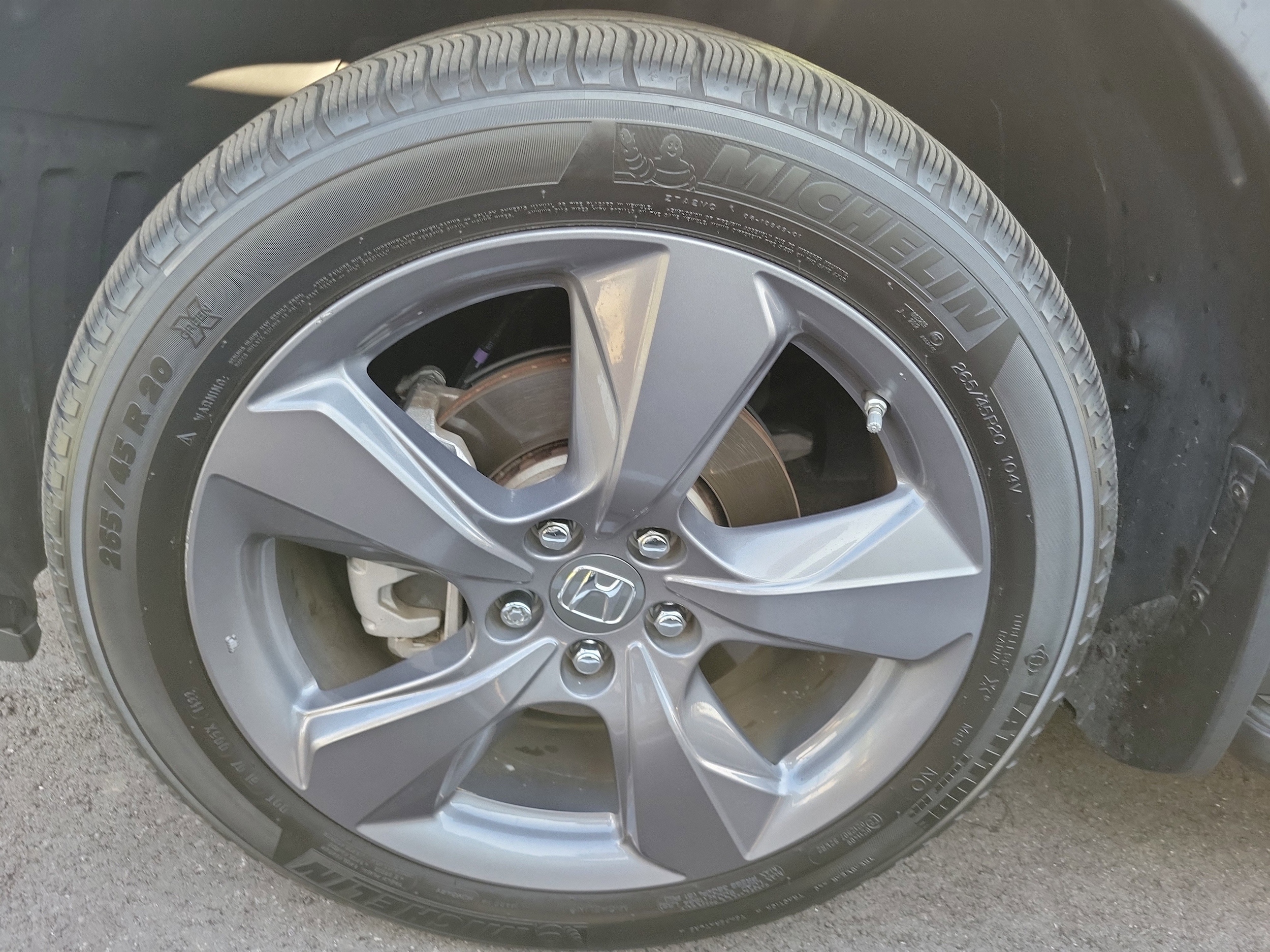 2019 Honda Passport Touring FWD photo 6