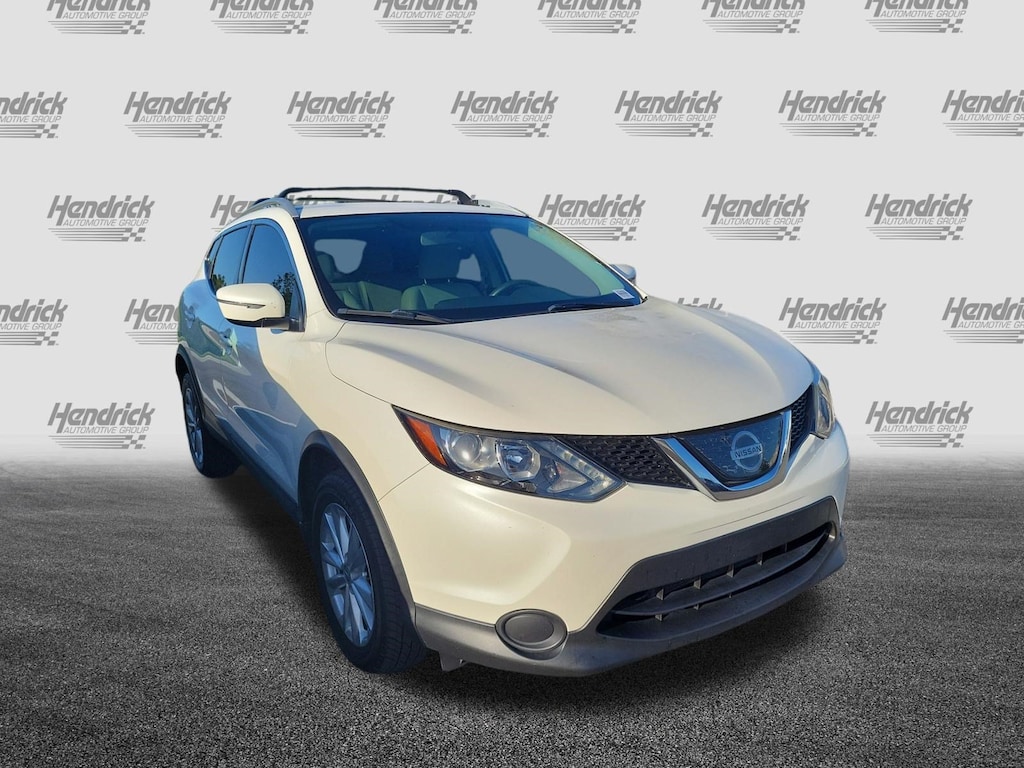 Used 2018 Nissan Rogue Sport SV SUV
