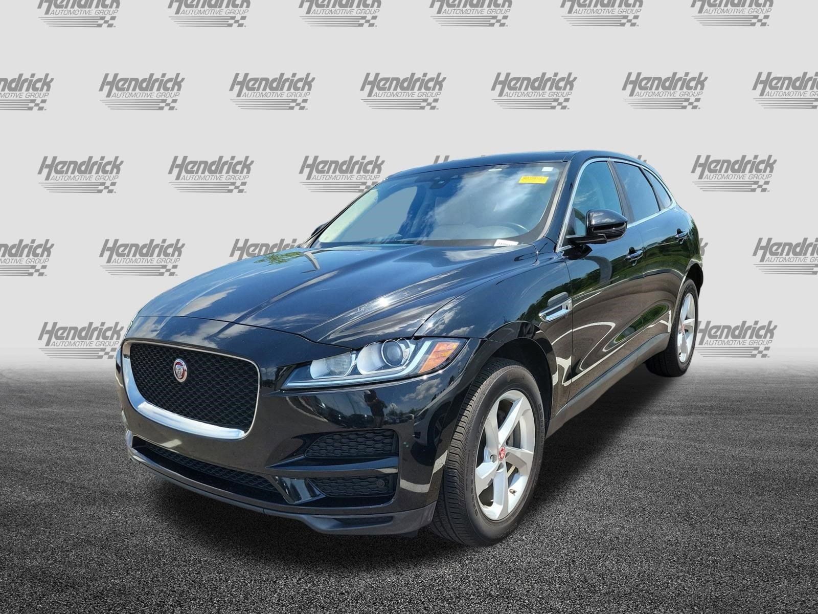2020 Jaguar F-PACE 25t Premium photo 4