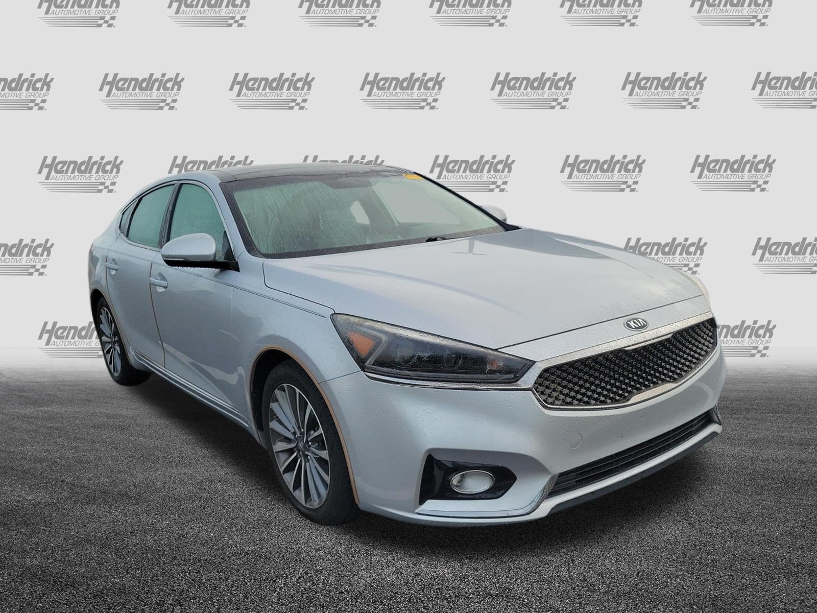 2017 Kia Cadenza Premium