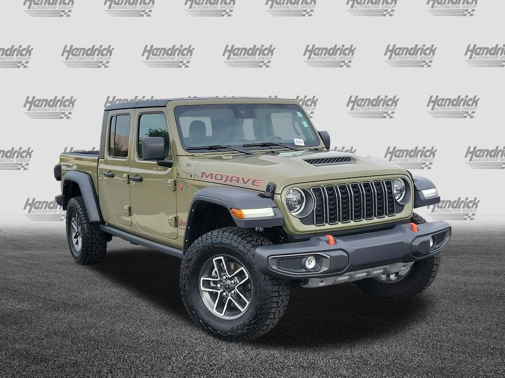 Used 2025 Jeep Gladiator Mojave Truck Crew Cab