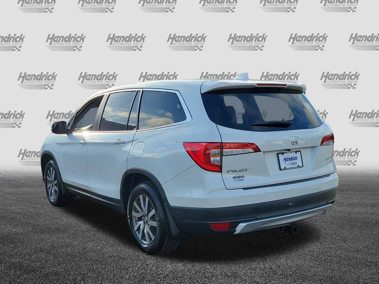 2020 Honda Pilot EX-L AWD photo 4