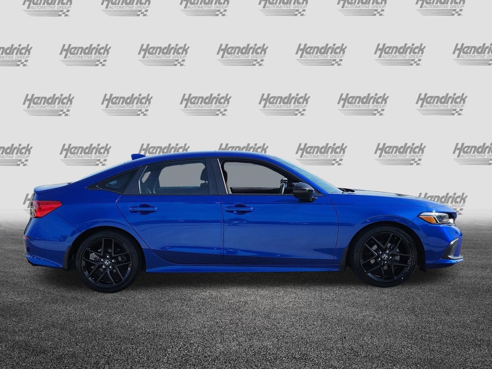 2023 Honda Civic Sport photo 3