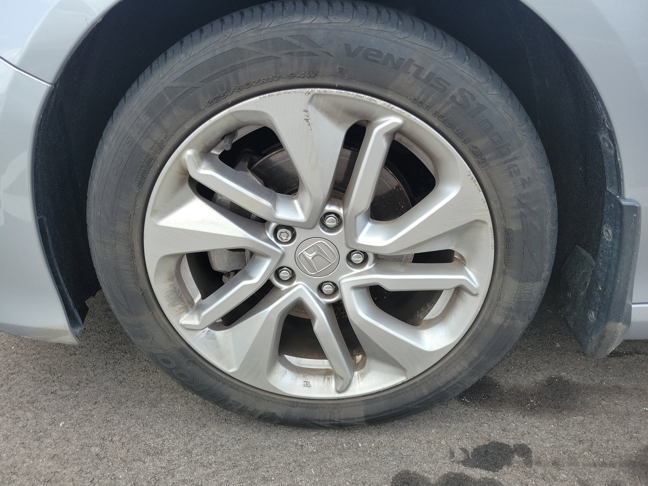 2018 Honda Accord LX photo 6