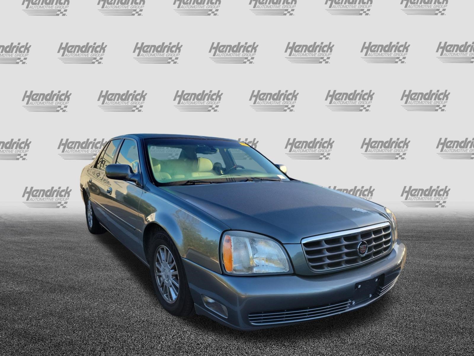 2004 CADILLAC DEVILLE DHS Sedan