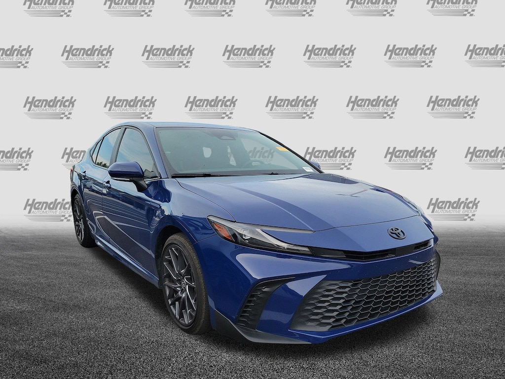 Used 2025 Toyota Camry SE Sedan