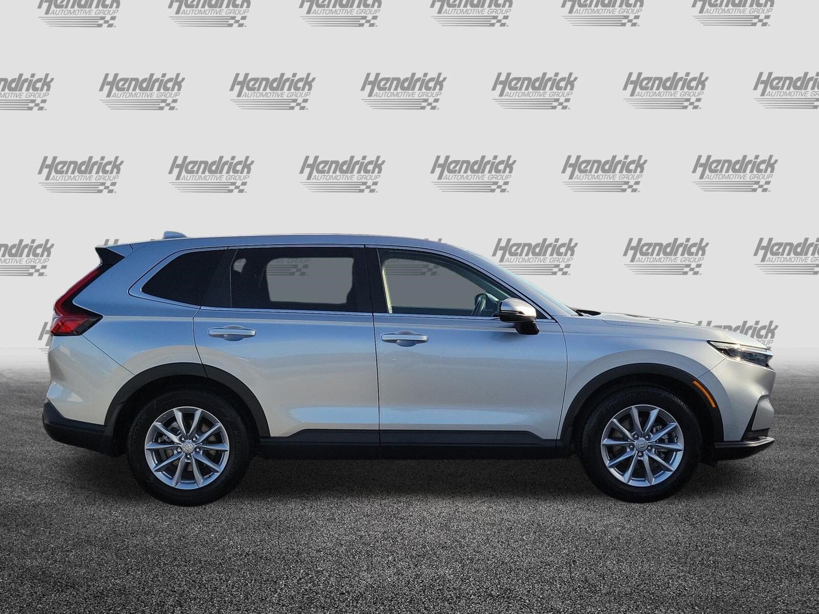 2026 Honda CR-V EX - Photo 8