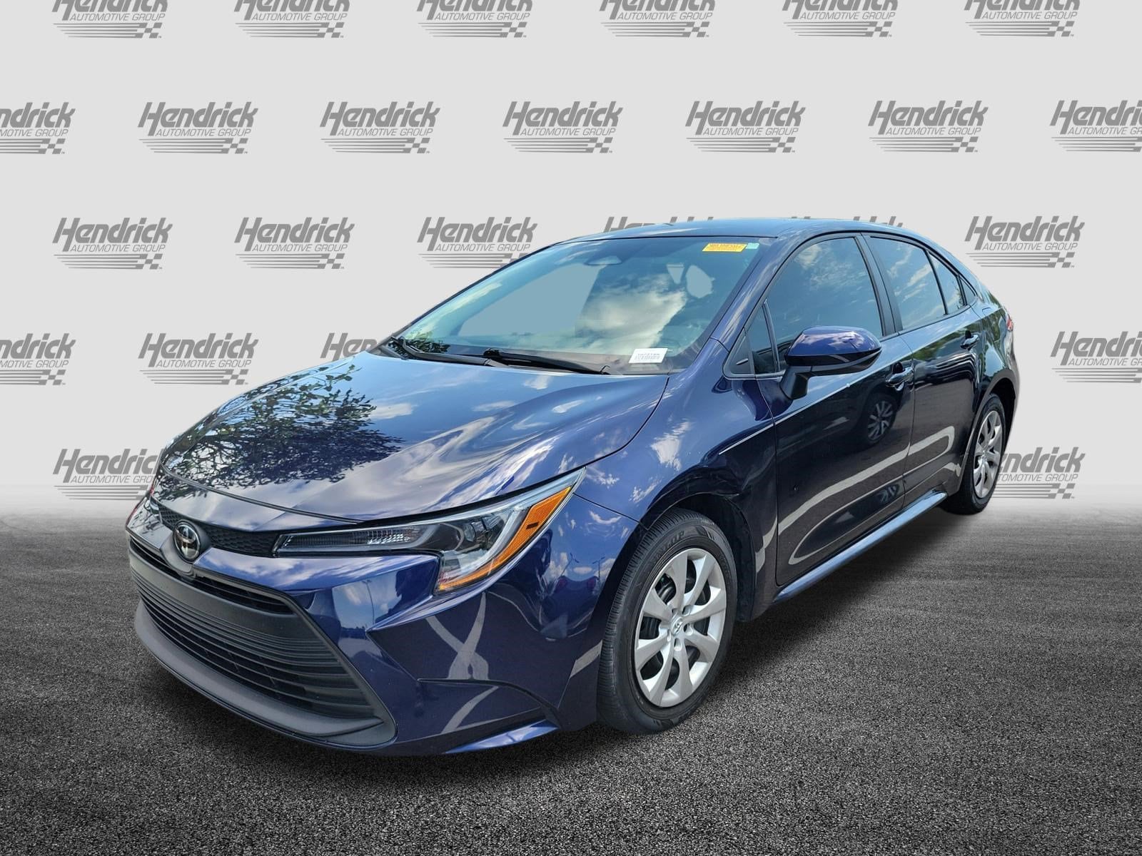2024 Toyota Corolla LE photo 4