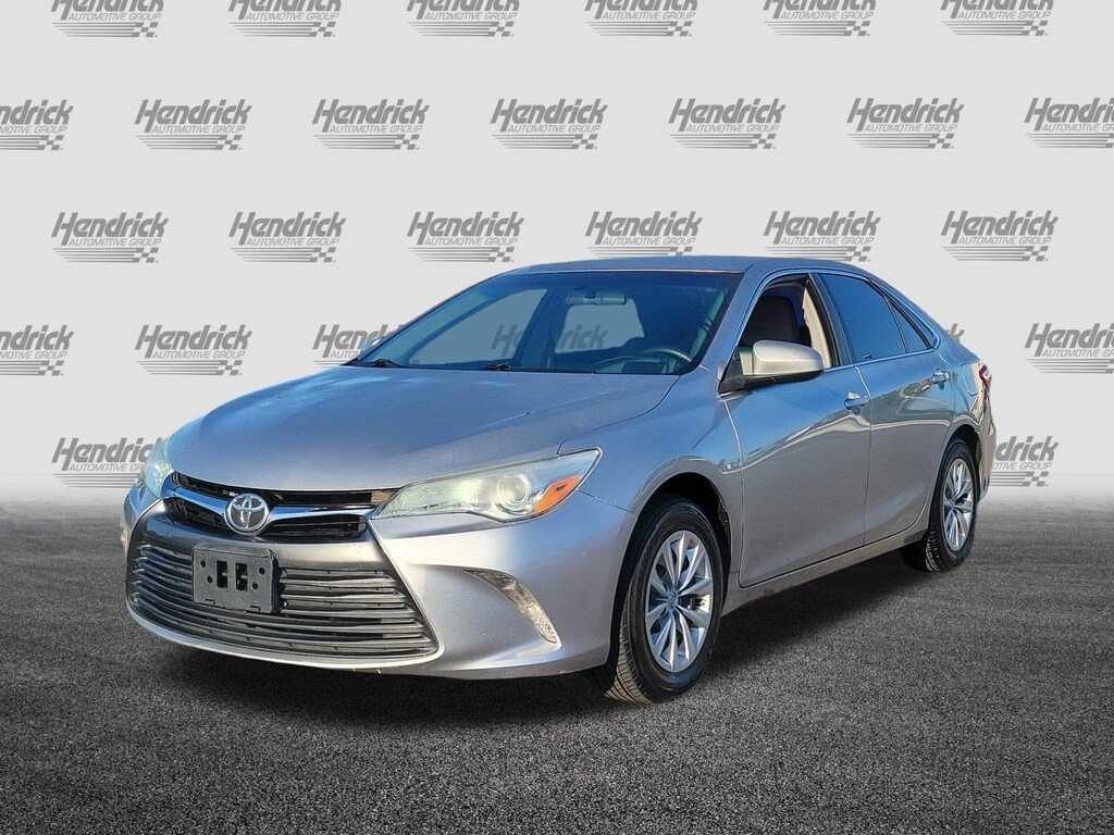 Used 2016 Toyota Camry LE Sedan