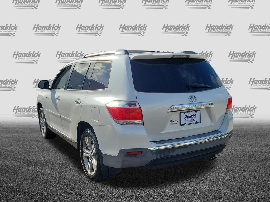 Used 2013 Toyota Highlander Limited V6 SUV