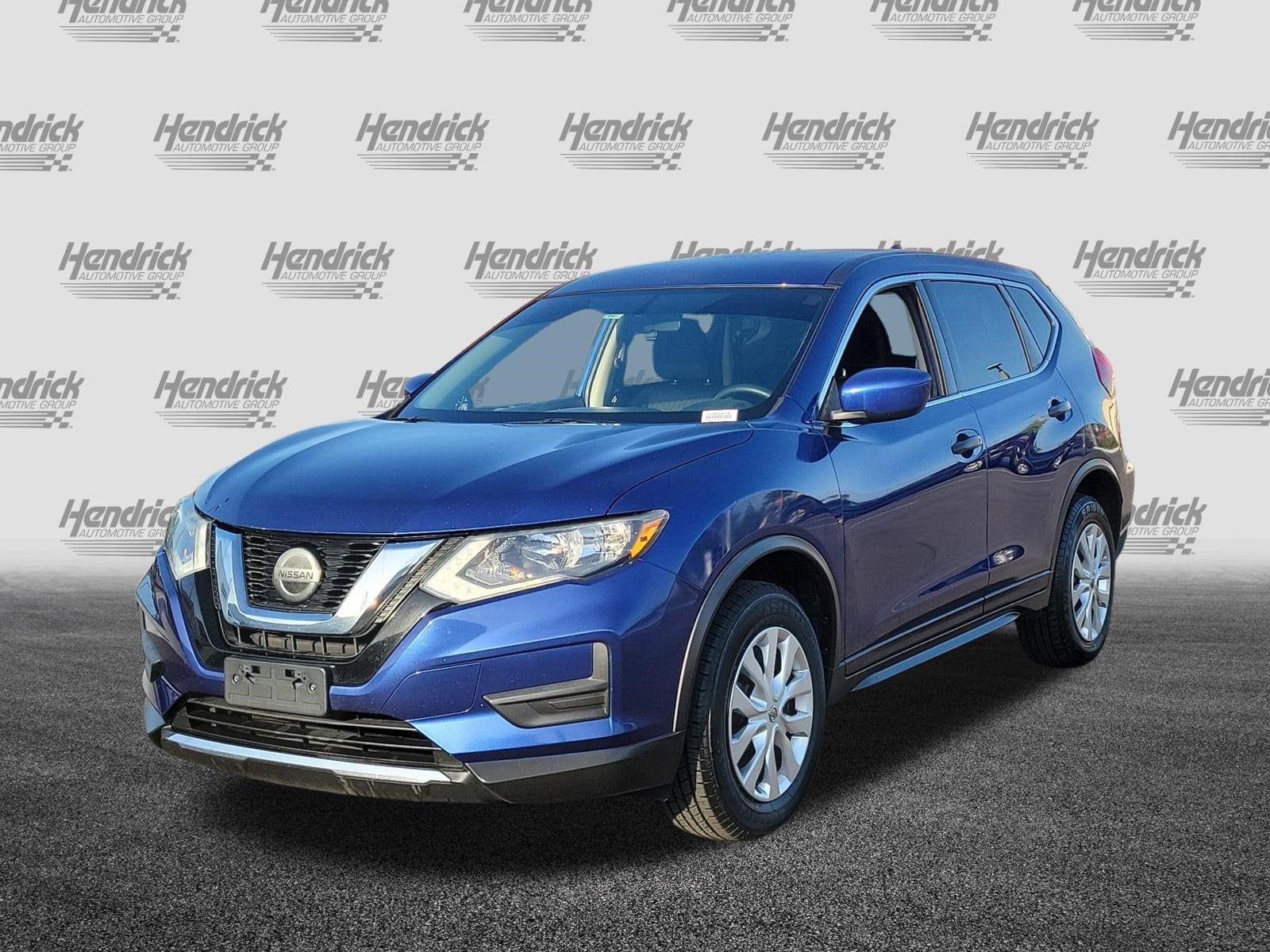 2018 Nissan Rogue S photo 2