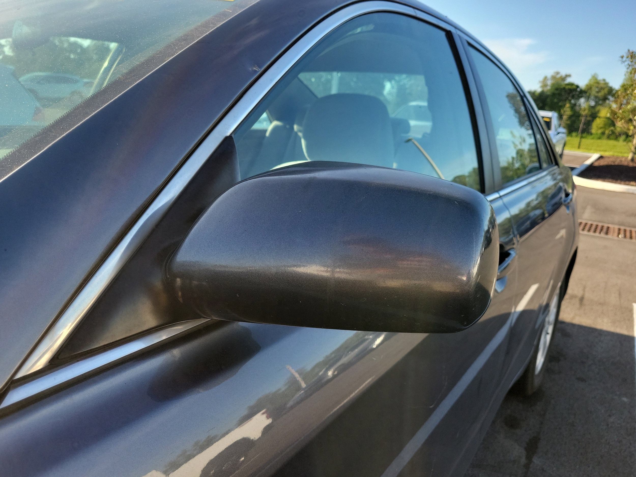 2011 Toyota Camry LE photo 6