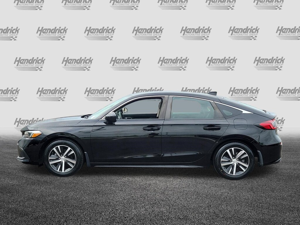 Used 2023 Honda Civic LX Hatchback