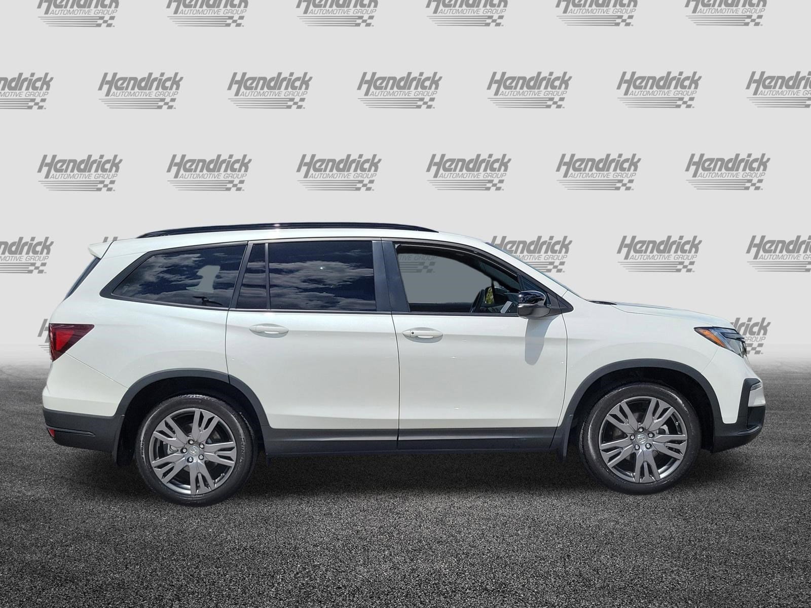 2022 Honda Pilot Sport photo 3