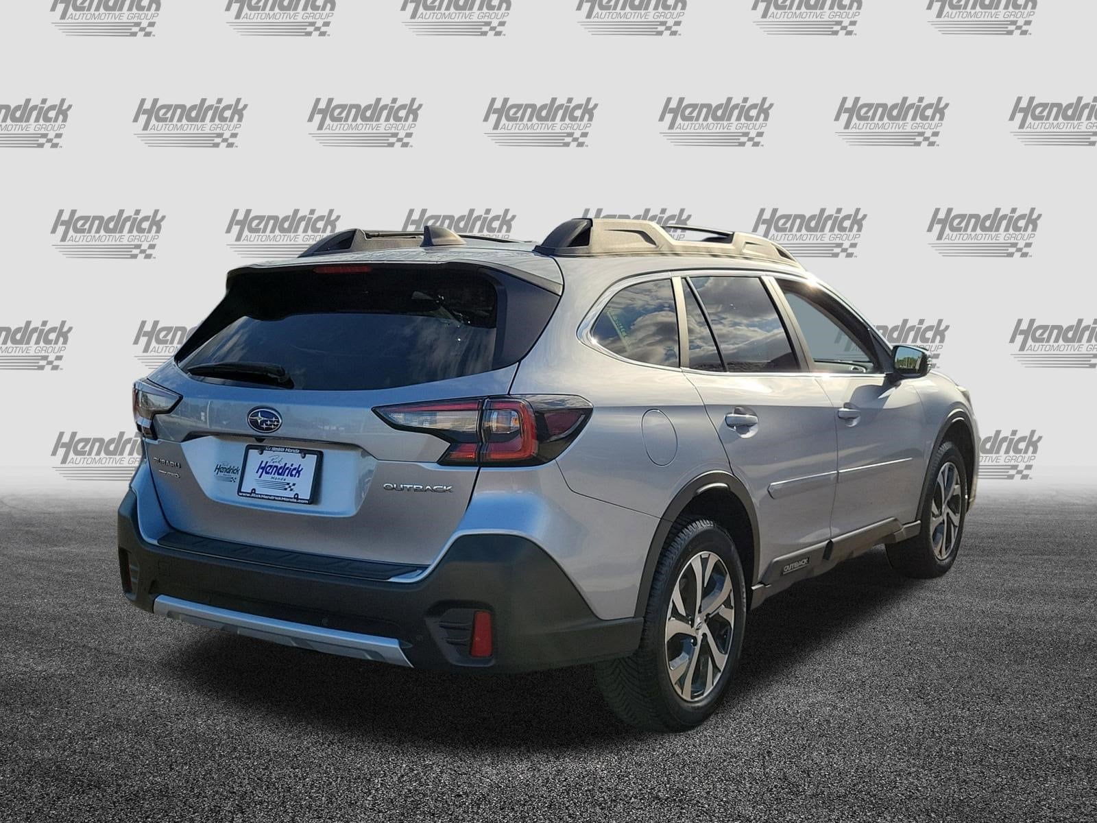 2020 Subaru Outback Limited photo 6