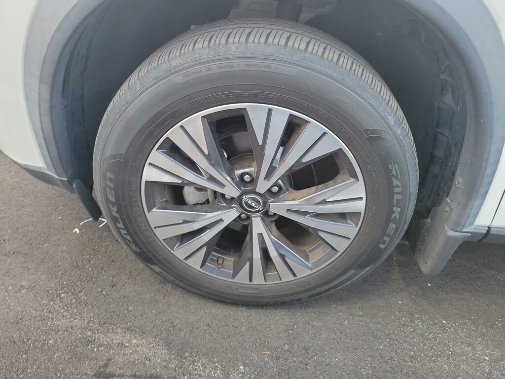 Used 2023 Nissan Rogue SV Sport Utility