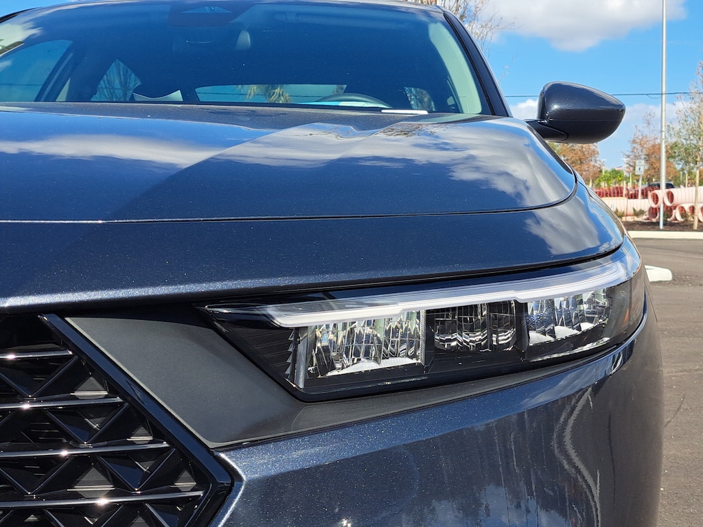 New 2025 Honda Accord Sedan LX 4dr Car