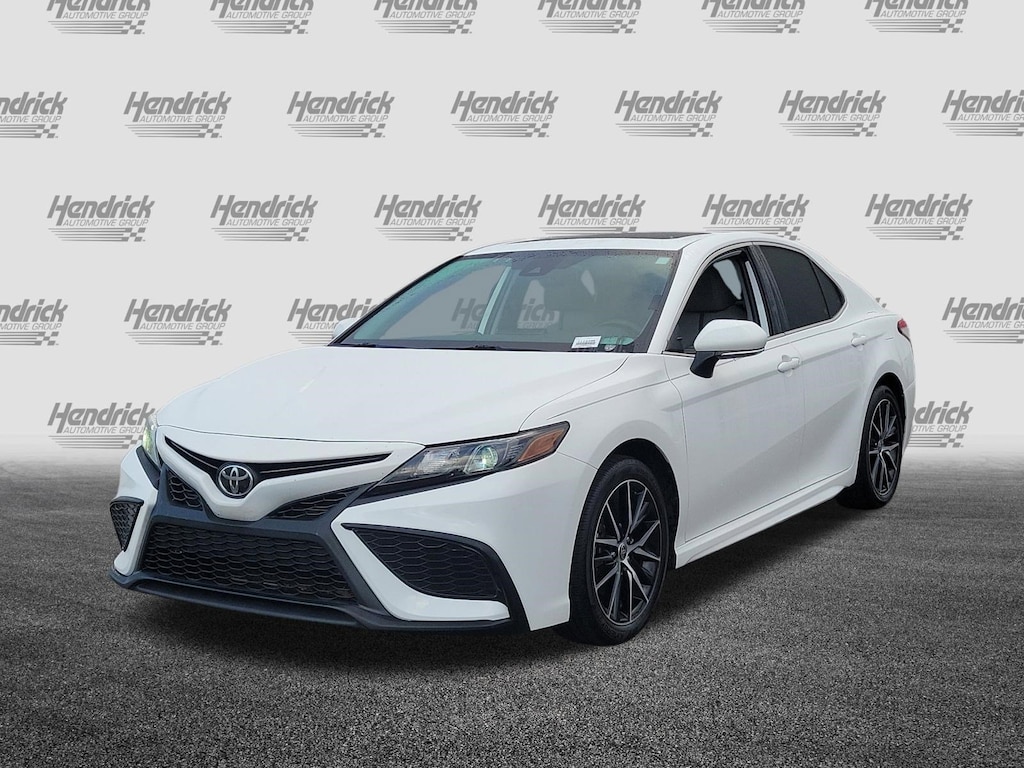 Used 2021 Toyota Camry SE Sedan