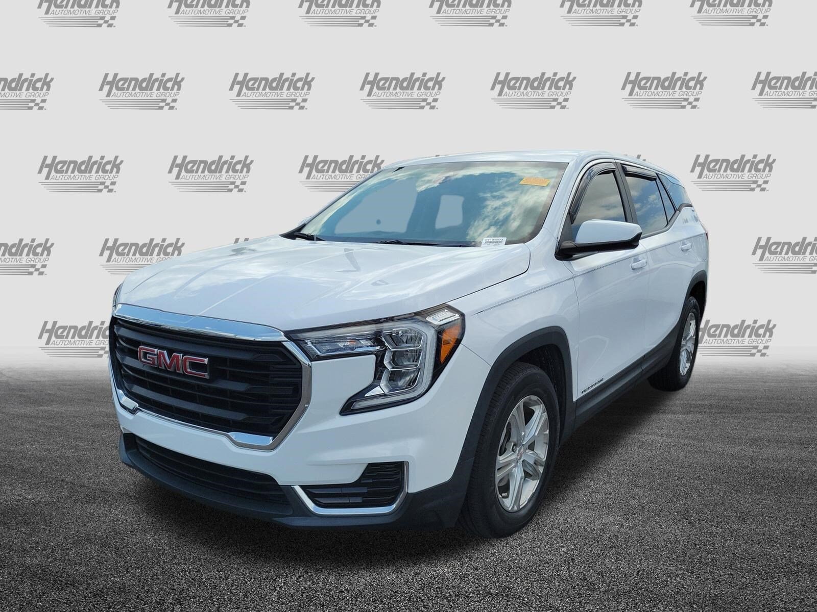 2022 GMC Terrain SLE photo 4