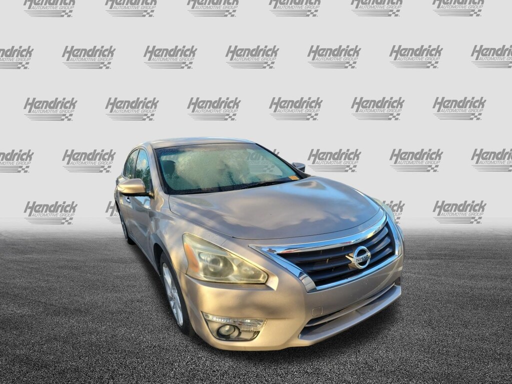 Used 2015 Nissan Altima 2.5 SV Sedan