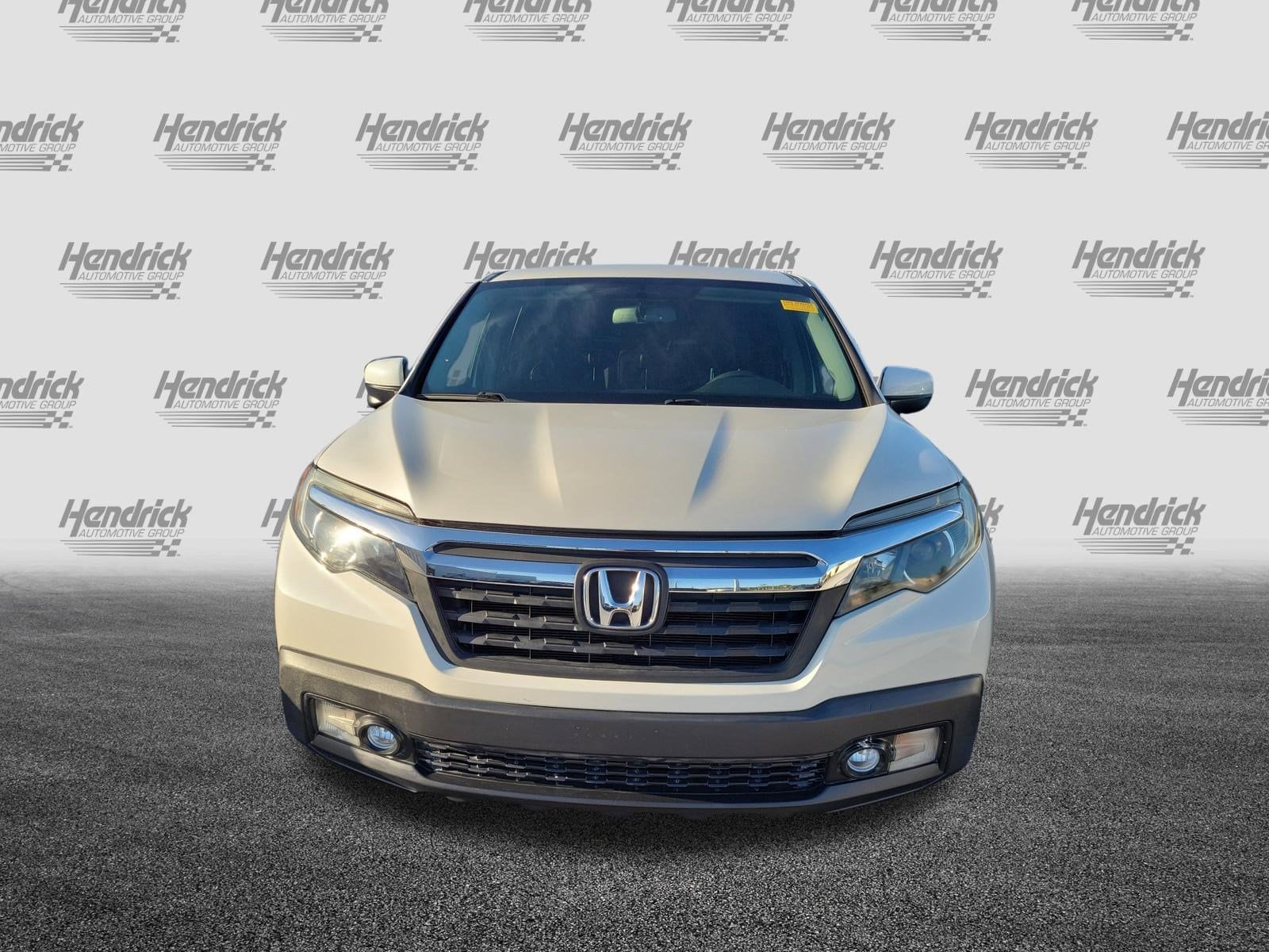 2017 Honda Ridgeline RTL-T FWD photo 3