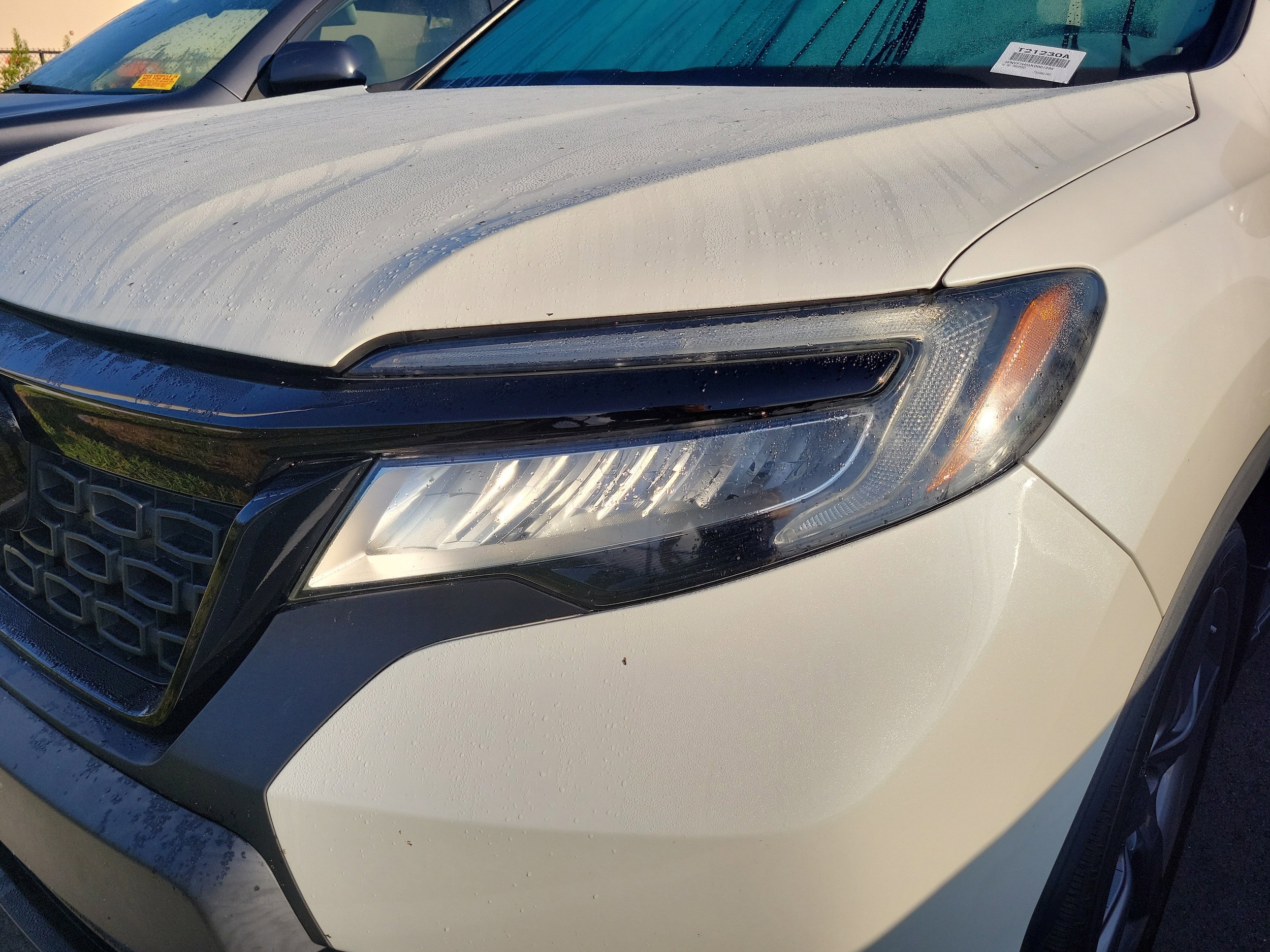 2019 Honda Passport Touring FWD photo 5